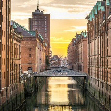 hamburg, speicherstadt, channel